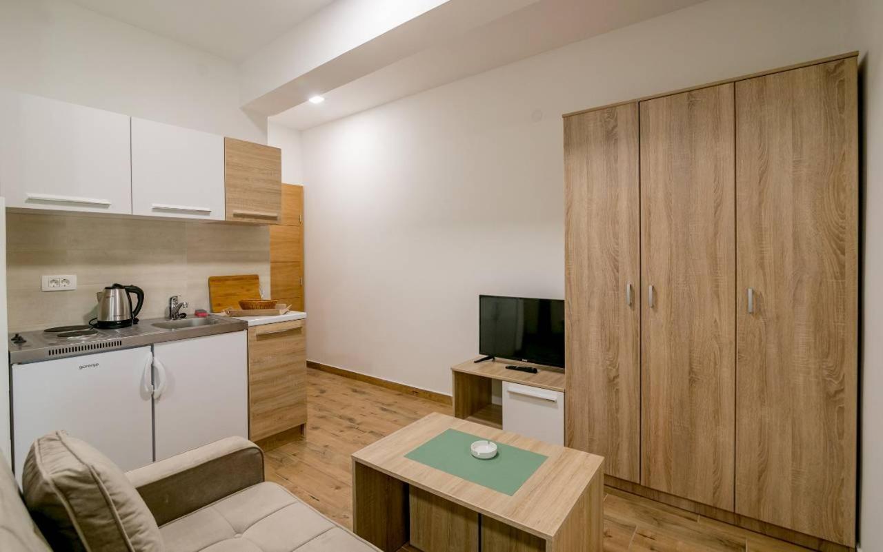 Apartmani Luka Meljine Exterior foto